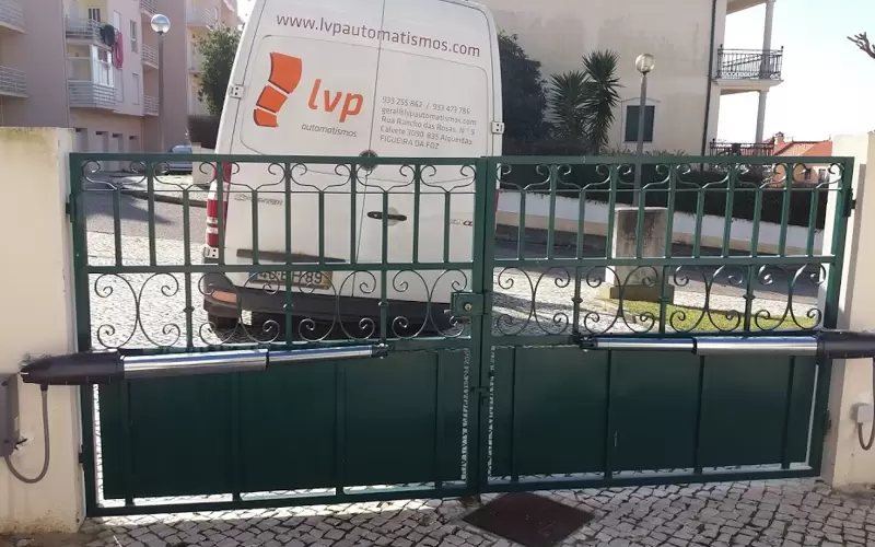 portao residencial verde.png